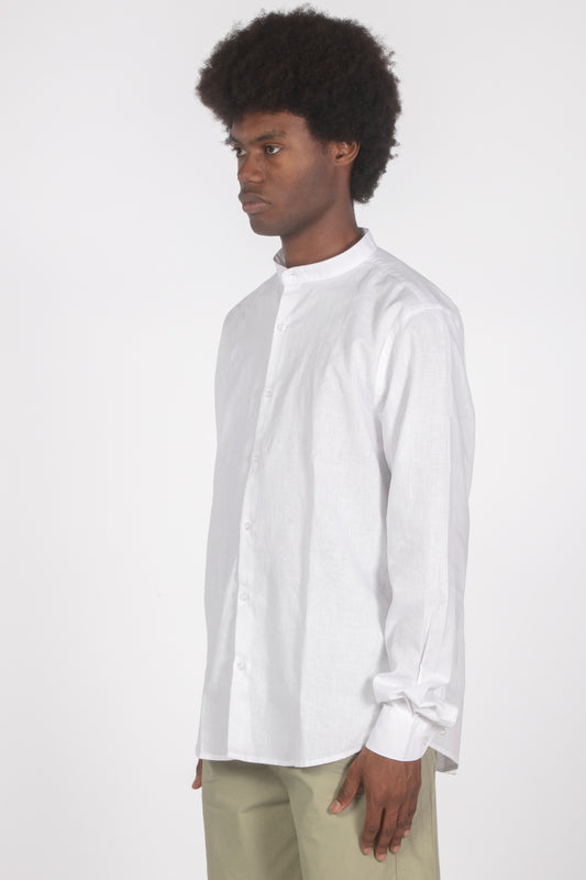 Camicia colletto a fascetta bianco