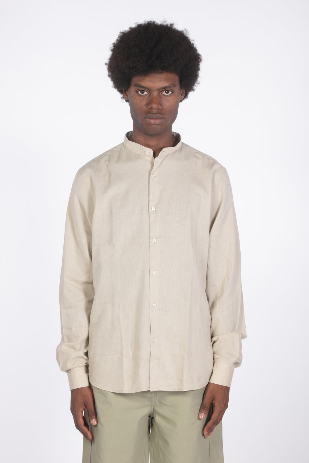 Camicia colletto a fascetta fango