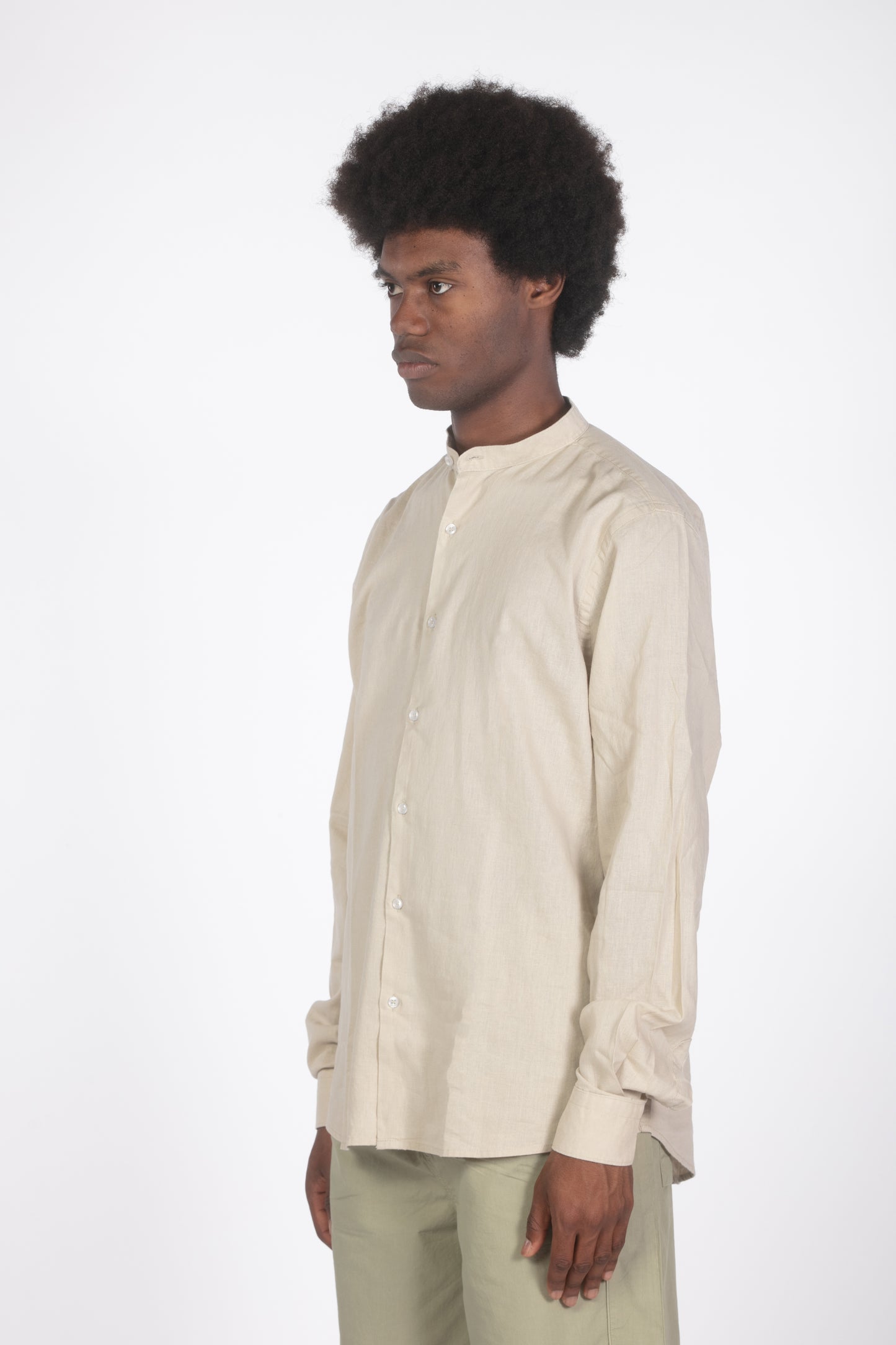 Camicia colletto a fascetta fango