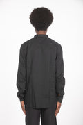 Camicia con colletto a fascetta nera