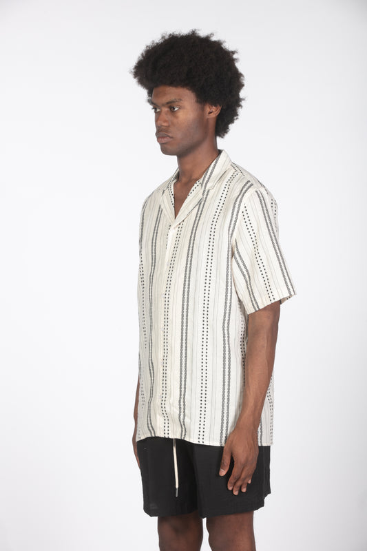 Camicia colletto bowling ricamo nero