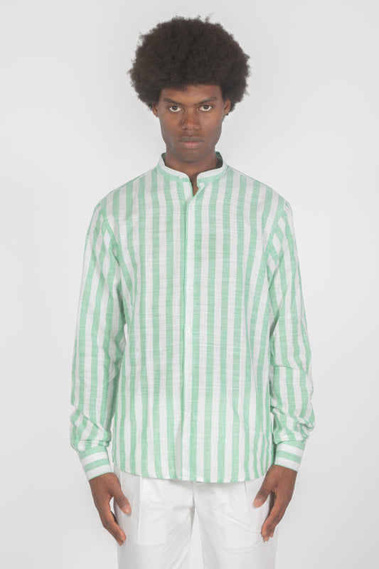Camicia con colletto a fascia righe verde