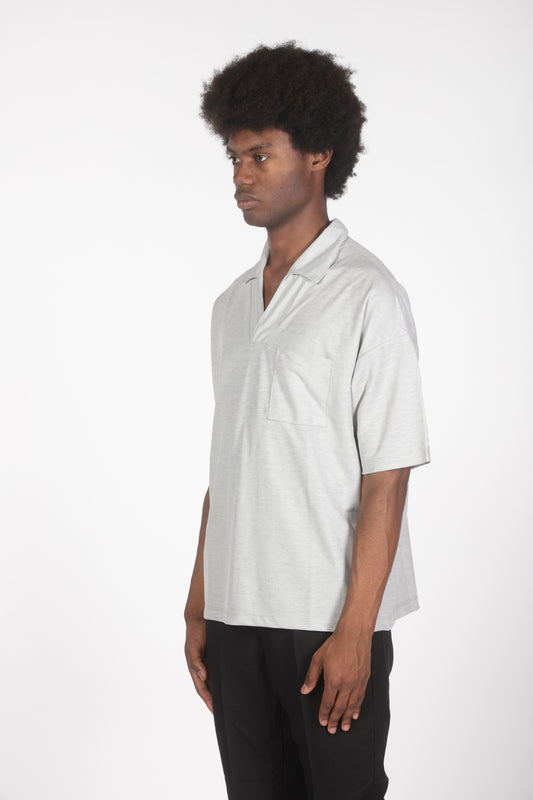 Polo con taschino grigio